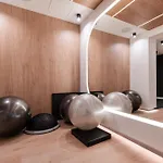 Aparthotel Wings Plaza 4*