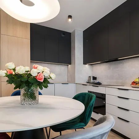 Apart-hotel Wings Plaza