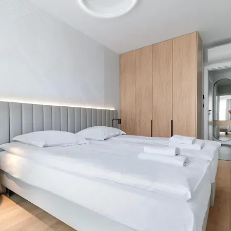 Wings Plaza Apart-hotel 4*