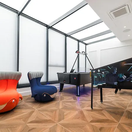 Wings Plaza Apart-hotel 4*