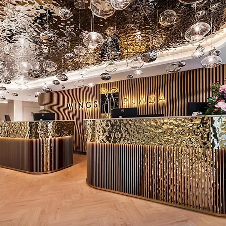 Ξενοδοχείο με διαμερίσματα Wings Plaza