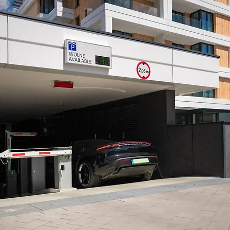 Wings Plaza Cracóvia