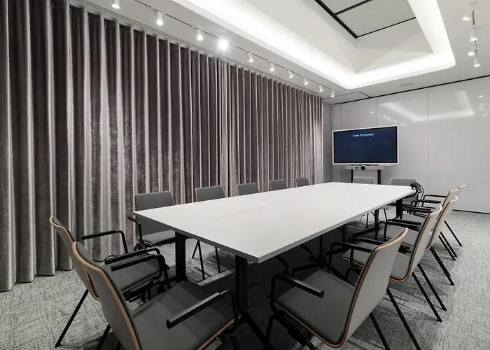 Wings Plaza 4* Krakow