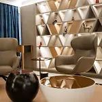 Wings Plaza Lejlighedshotel