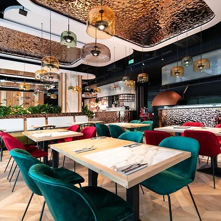 Wings Plaza Hotel Krakow